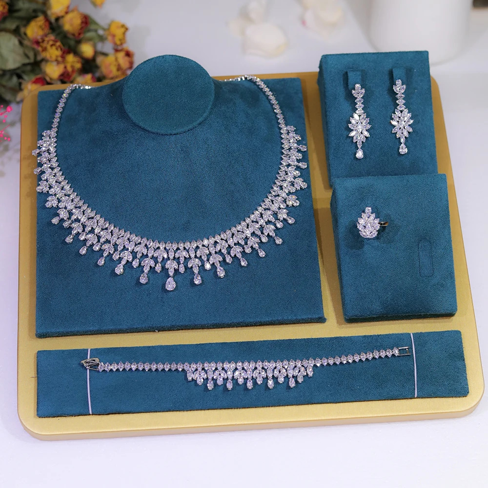 ZY UNIQUE Dubai Jewelry Set Leaf n Bridal Necklace Earring Set 5A Cubic Zirconia Womens Wedding Accessories 241106