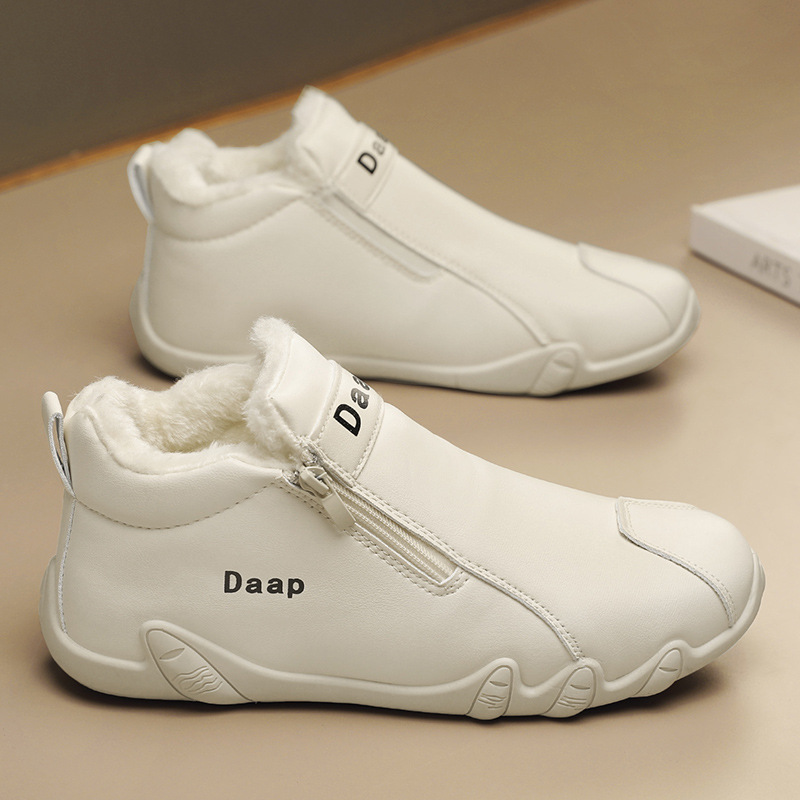 Men's New Velvet Fashionable Casual Warm Leather Shoes.
