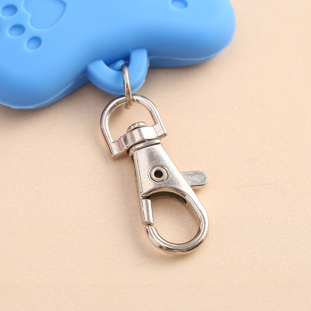 Dogs and cats pet silicone bone-shaped light-emitting pendants pet supplies explosive cross-border pet pendants light-emitting tags