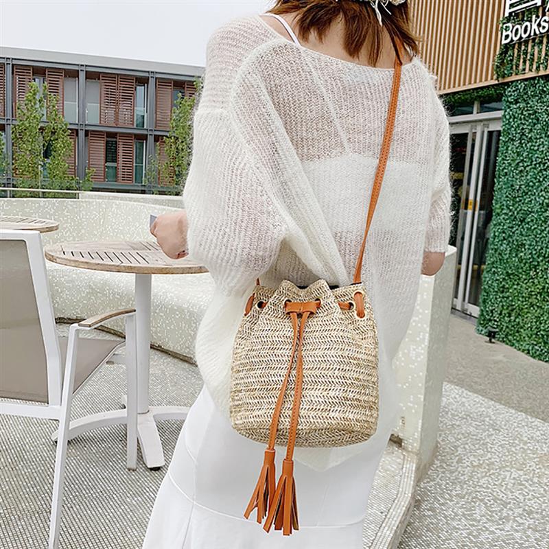 Vintage Fashion Small Women Woven Rattan Straw Bucket Bag Handbag Tassel Drawstring Shoulder Bag Messenger Crossbody Bags Purses