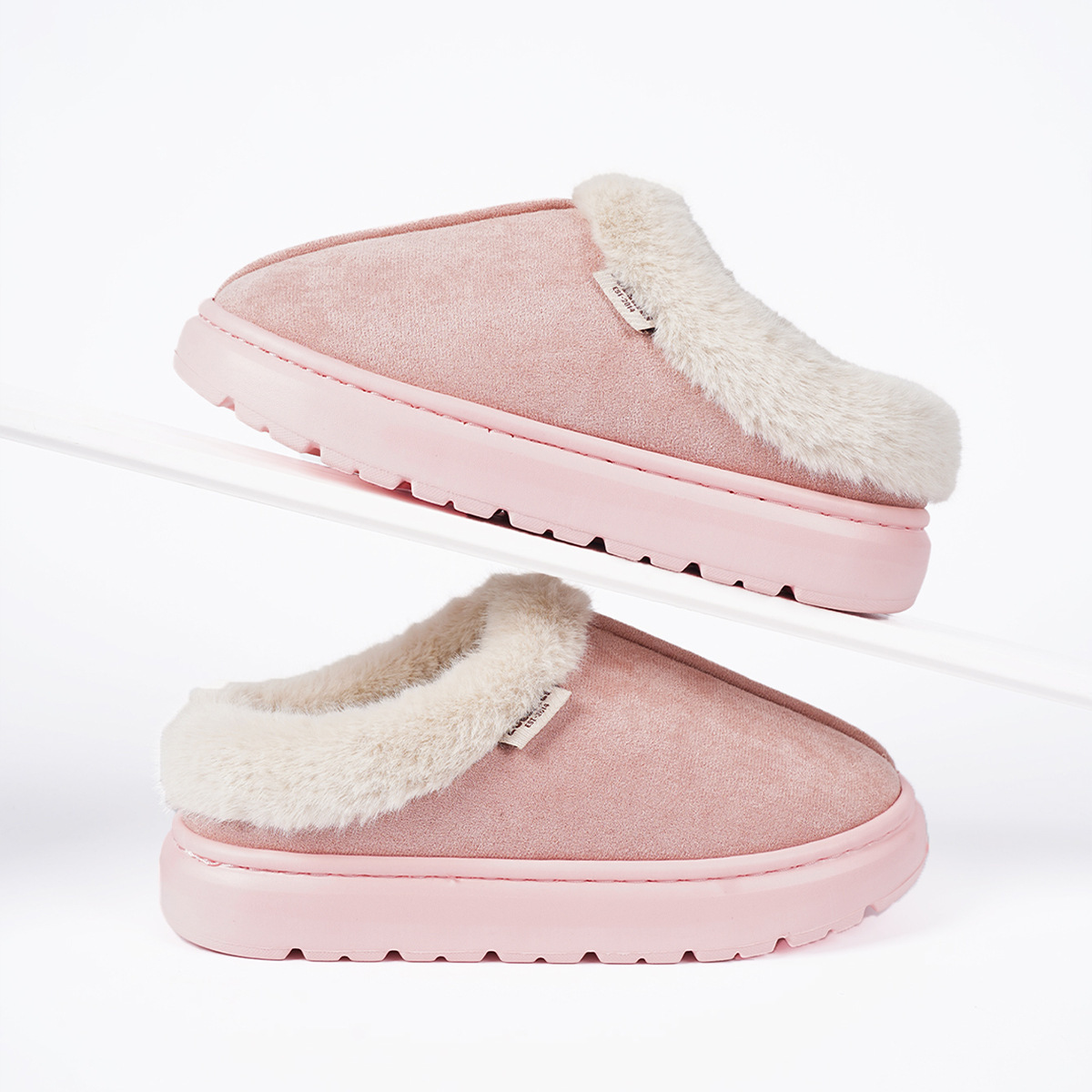 Men's and Women's Wool Mouth Home Anti Slip Warm Cotton Slippers.