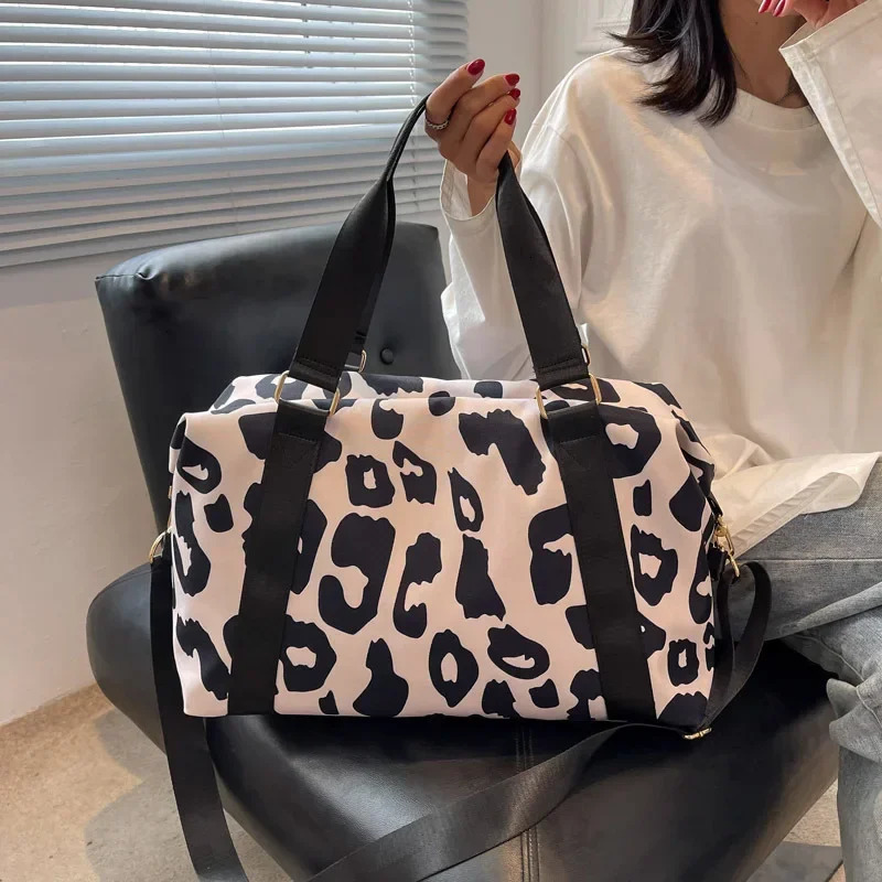 Women Travel Bags Duffle Shoulder Bag Large Multi-functional for Girls Female Big Capacity Sports Storage Fitness Handbag 241106