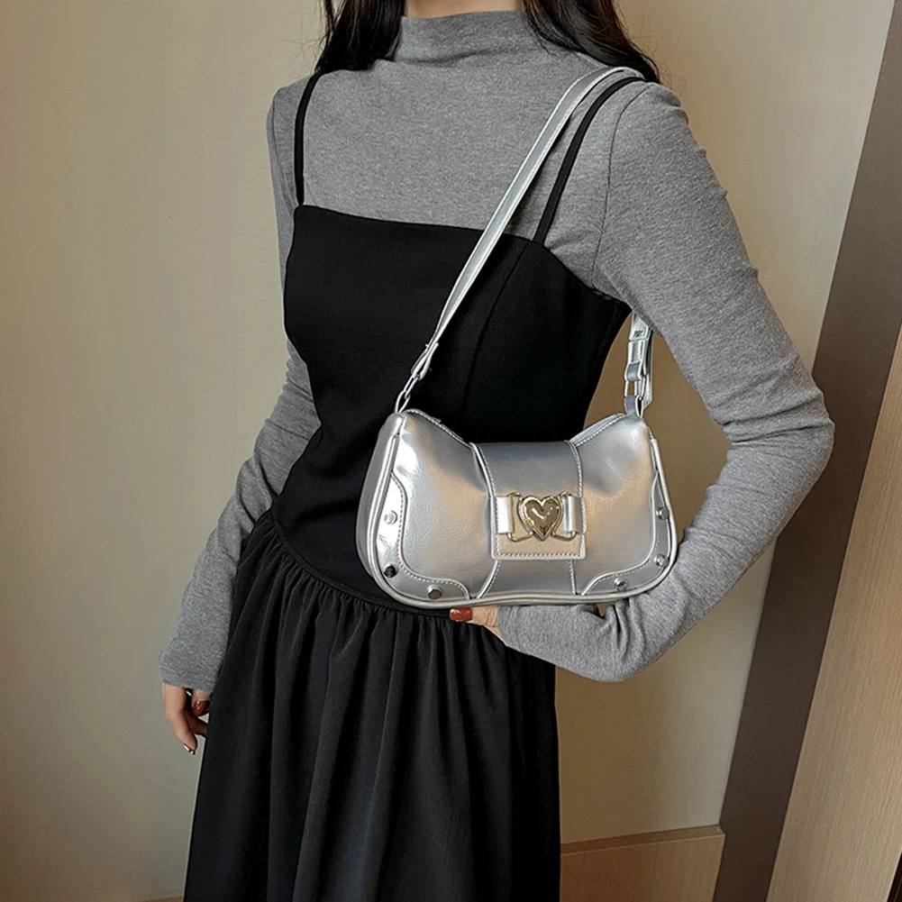 Fashion Women Shoulder Bag Y2K Armpit Bag Luxury Design Bag Pleated Underarm Bag Solid Color Messenger Bag Purse Hobos Handbags