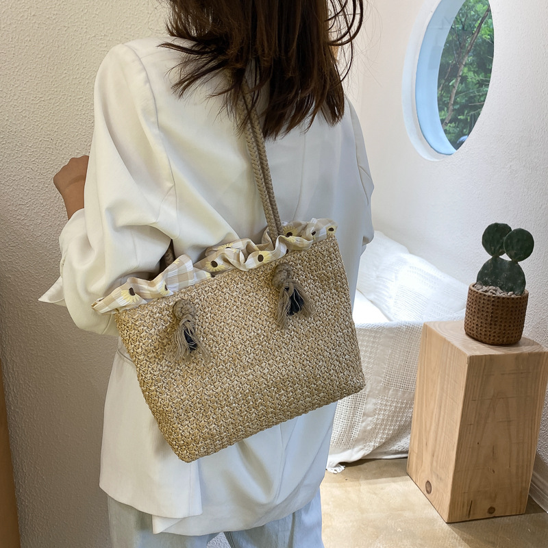 Summer Straw Woven Bag Female 2021 New Leisure Wild Woven Bag Large Capacity Vacation Messenger Bag