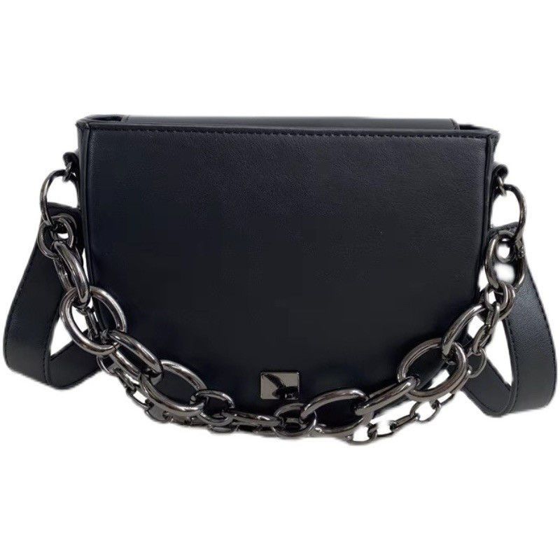 Women Bag PU Chains Black Fashion Shoulder Bag Pures and Bags Crossbody Girls Bag Office Lady Women Bags Euro-America Style