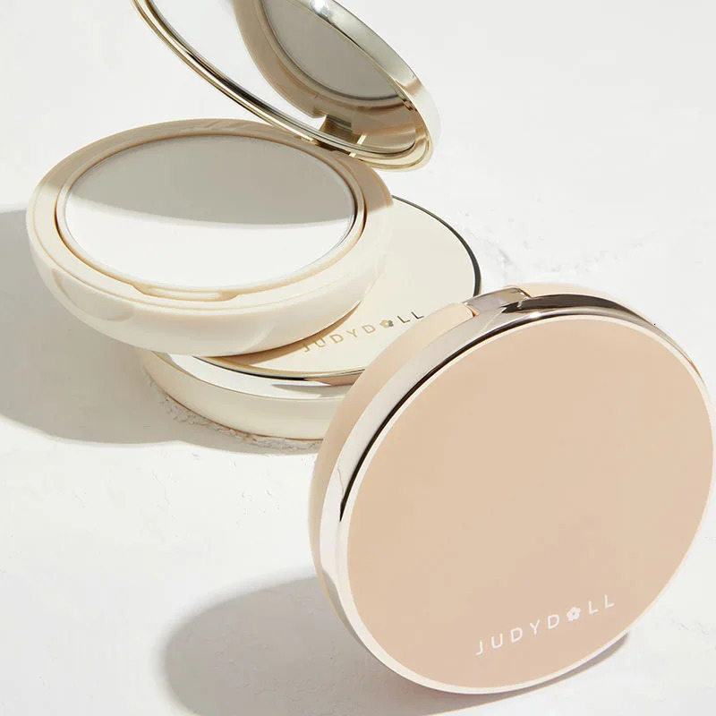 Judydoll Transparent Beige Compact Powder Oil Control and Makeup Matte Finish Durable Pressing Powder Soft Focusing Foundation 241107