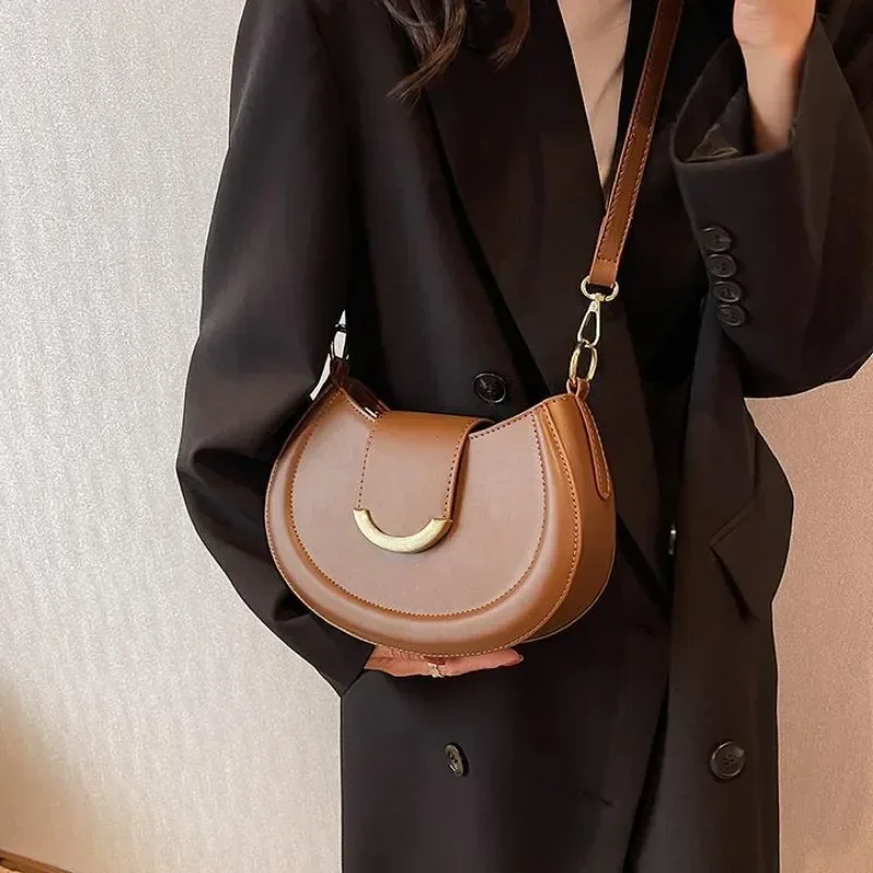 Armpit Shoulder Side Bags for Women 2023 Designer Trend Leather Small Underarm Crossbody Handbags and Purses Bags for Women