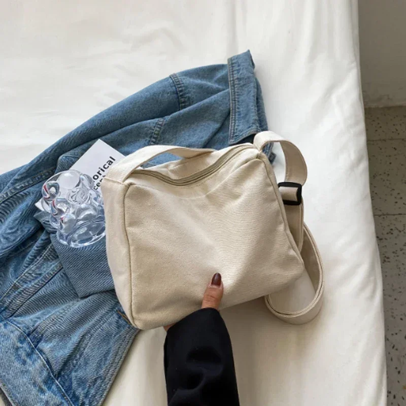 Large-capacity Shoulder Bag 2023 New Women's Fashion Simple Commuter Messenger Tote Bag Black Purses and Handbags