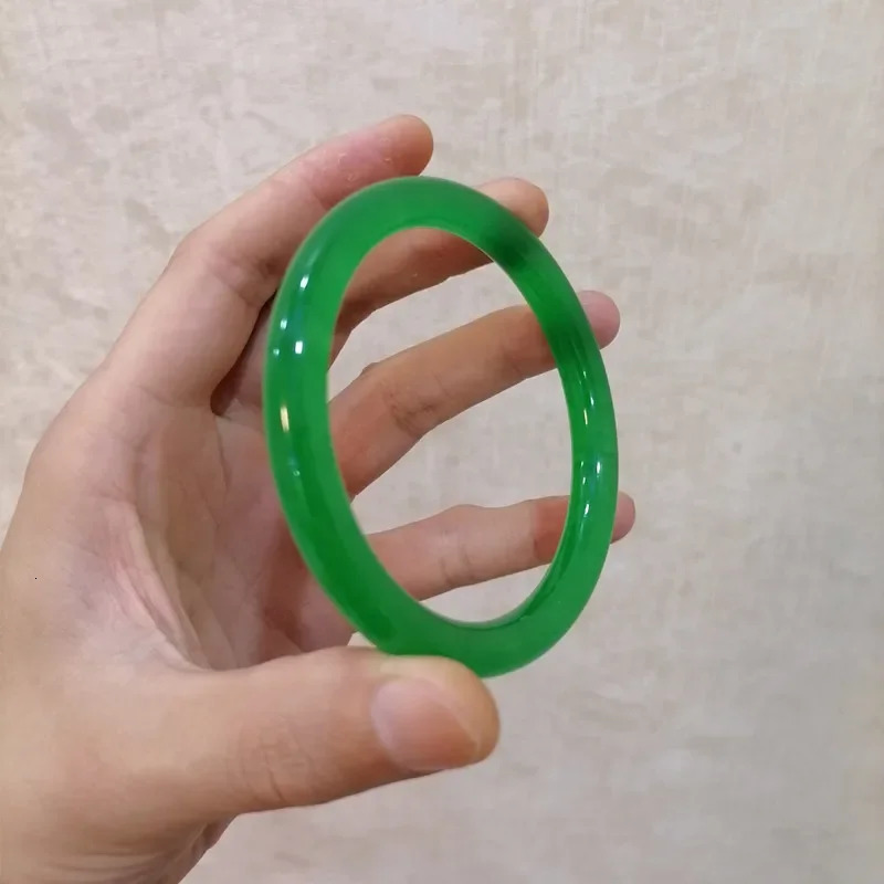 Natural jade green hand carved round jade bracelet fashionable boutique jewelry mens and womens all green jade bracelets 241107