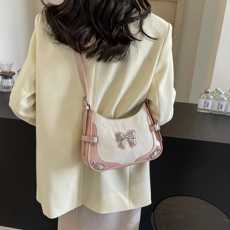 LEFTSIDE Bow Sweet Small Cross Body Bag for Women Trend Fashion PU Leather Shoulder Bag for Women Y2K Handbags and Wallets 241106