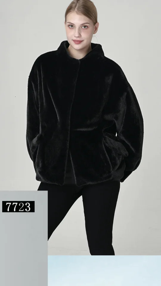 Womens winter faux fur coat womens fur jacket womens fur coat 241107