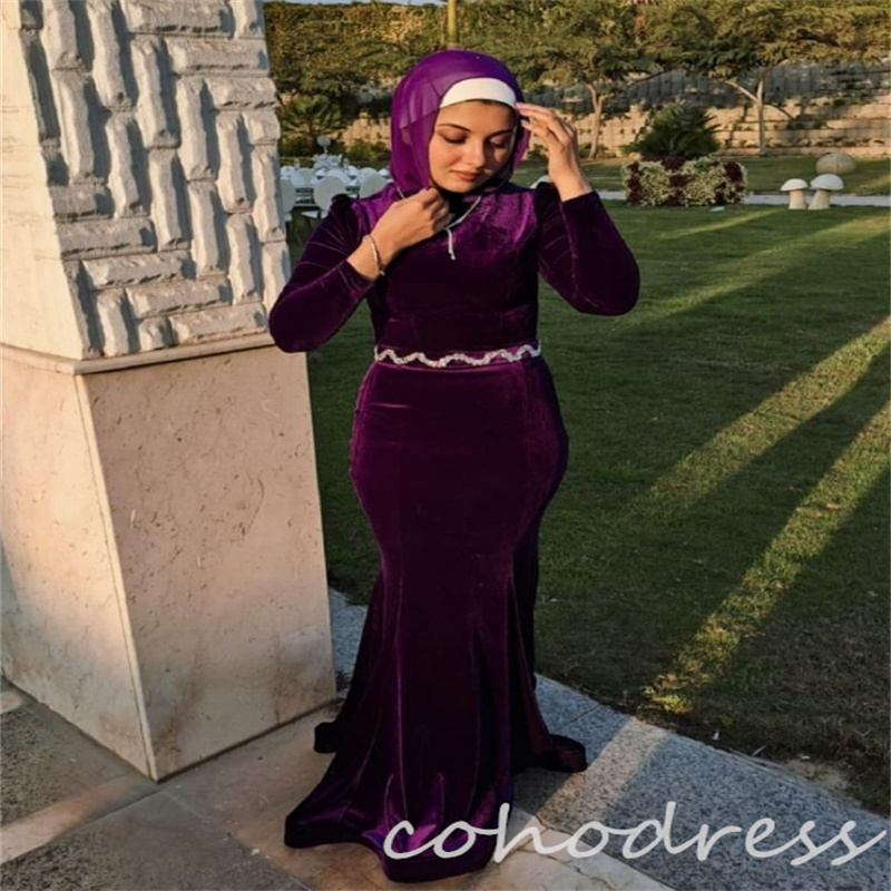 Simple Muslim Velvet Evening Dresses Elegant Long Sleeve Mermaid Prom Dress Arabic Dubai Holiday Party Dress Elegant Women Special Occasion Beaded Pur