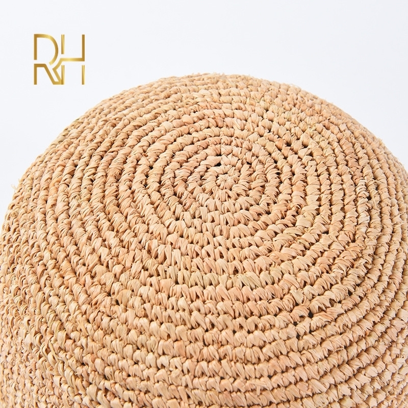 Handmade Ladies Crochet Natural Raffia Straw Bucket Hat For Spring Summer Beach Floppy fisherman Caps y240320