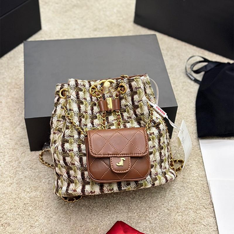 Designer Backpack Womens Woolen Backpacks Delicate Classic Simplicity and Durability Daypack Contrast Color Cute Rucksack Multi-pocke
