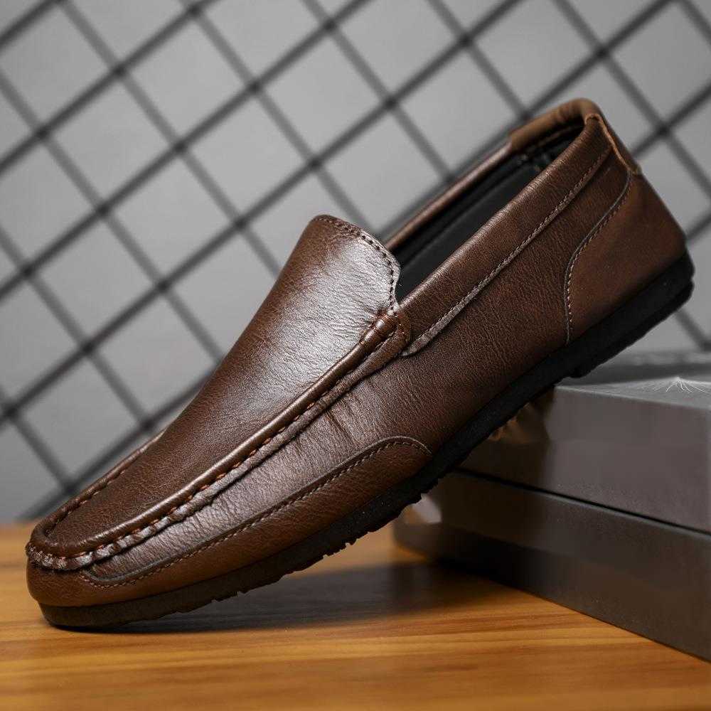 CMM Loafer Shoes New Mens Trendy Korean Versatile Summer One Step Lazy Mens British Casual Leather Shoes