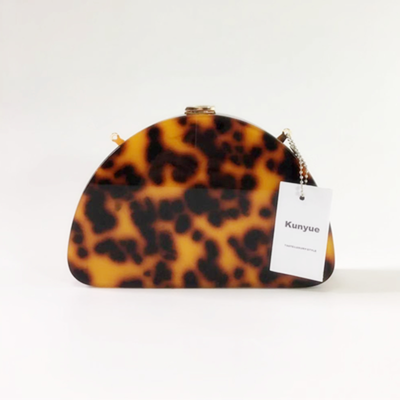 New Wallet Fashion Women Acrylic Handbag Vintage Semicircle Amber Evening Bag Trendy Party Prom Leopard Clutch Purse Dinner Bags