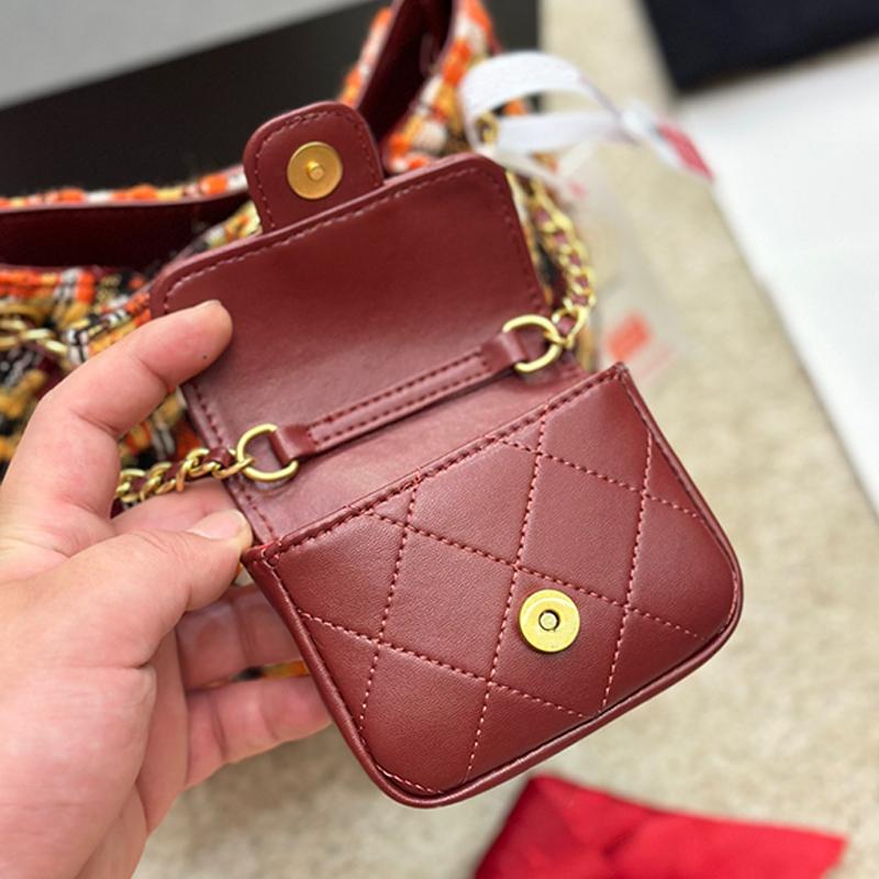 Designer Backpack Womens Woolen Backpacks Delicate Classic Simplicity and Durability Daypack Contrast Color Cute Rucksack Multi-pocke