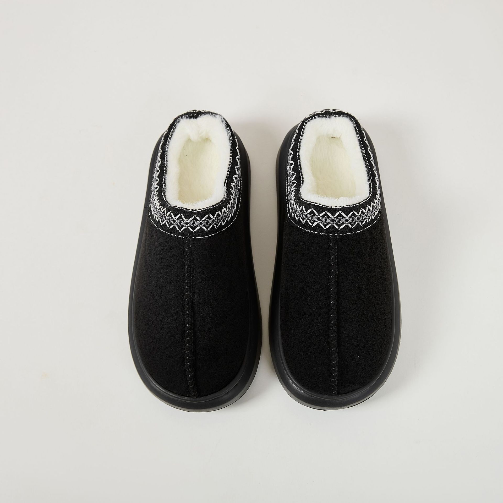 Winter Couple Thick Bottom Home Ethnic Style Warm Cotton Slippers with Velvet.
