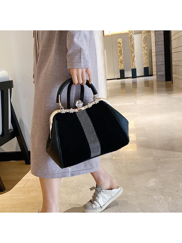 Lady handbags 2023 new set auger fashionable joker imitation horsehair atmosphere one shoulder clip with the bag in bag