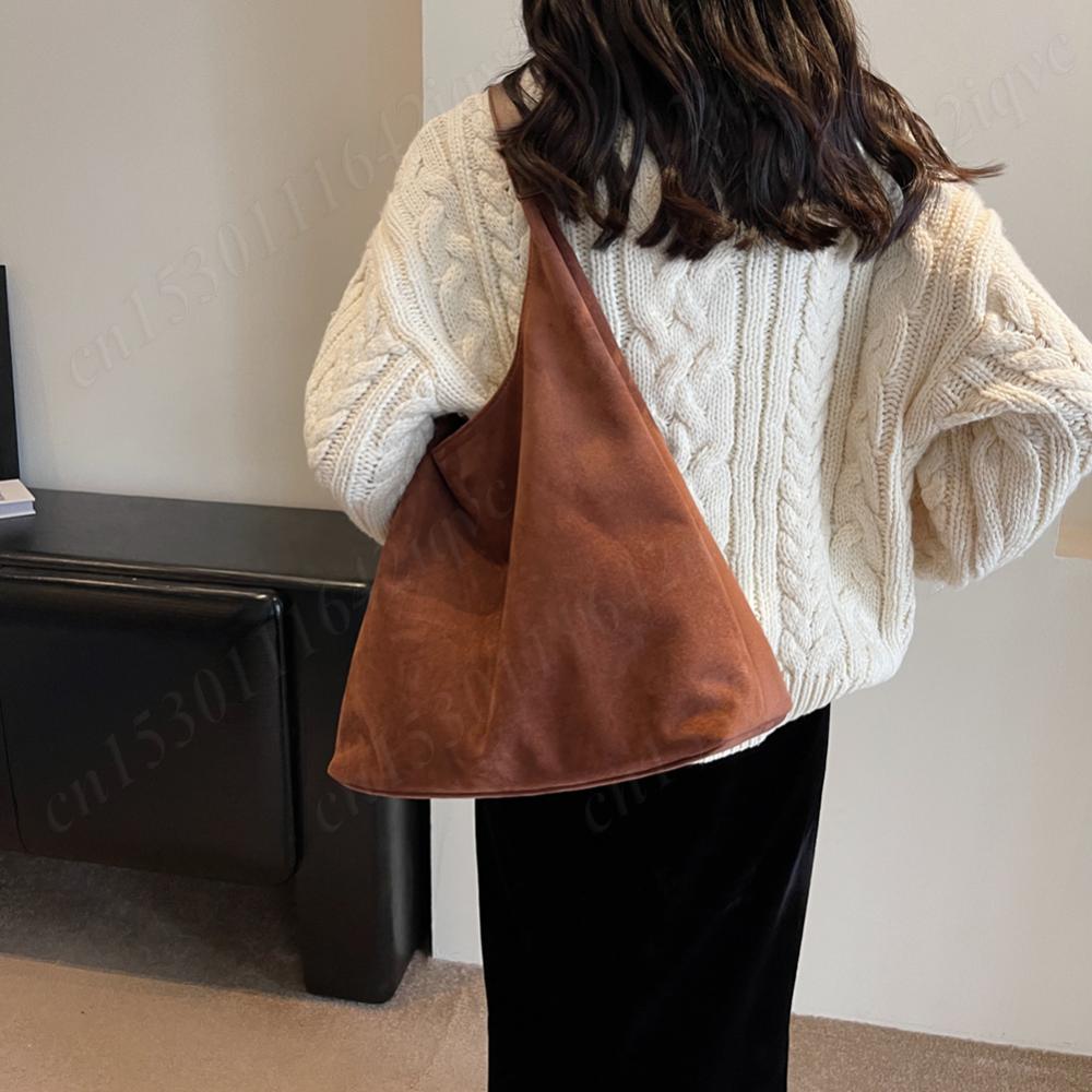 Vintage Women's Bag Suede Shoulder Bag Simple Tote Handbag Large Capacity Stylish Commuting Bag Solid Color Hasp Closure Handbag