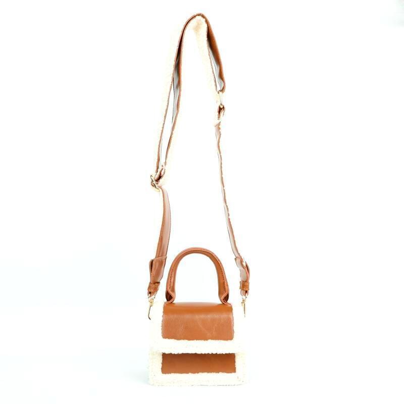 Autumn Niche Design Versatile PU Plush Crossbody Bag.
