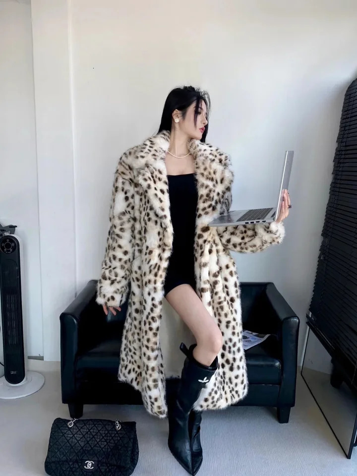 autumn and winter womens fashionable fur coat leopard print and mink fur long fox fur coat 241107
