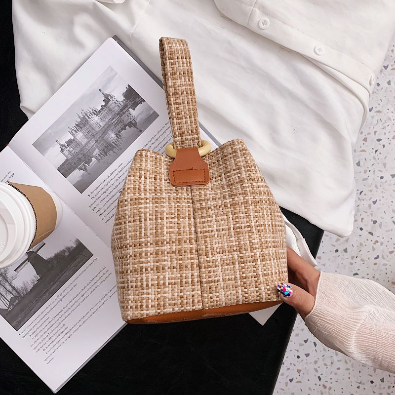 Female Bag 2021 Popular Summer Style Cylindrical Bag Casual Woven One-shoulder Bucket Bag Portable Ins Chain Messenger Bag