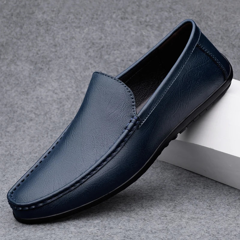 Genuine leather Loafers mens Moccasin fashionable slide on soft flat casual mens shoes Adult mens shoes Handmade boat shoes 241106
