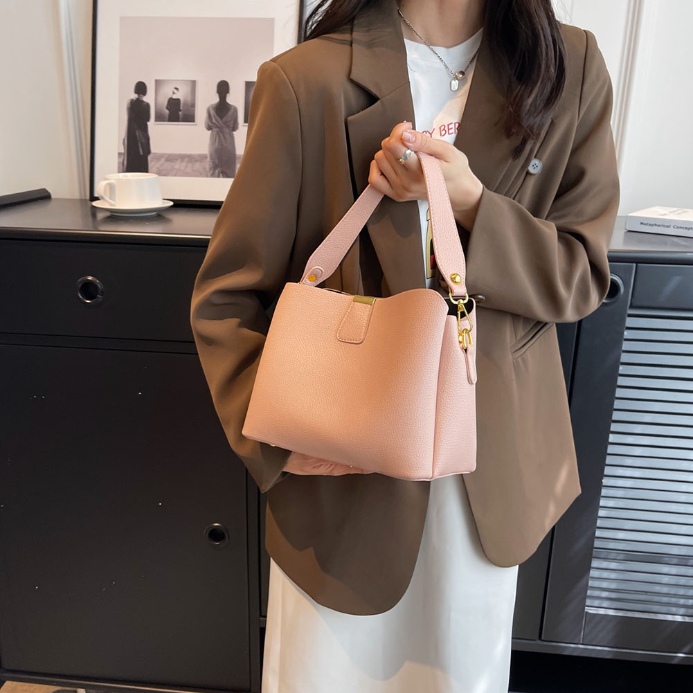 Women Luxury Shoulder Bag Large Capacity Bucket Satchel Bag Adjustable Strap Simple Underarm Bag Female Dating Bag