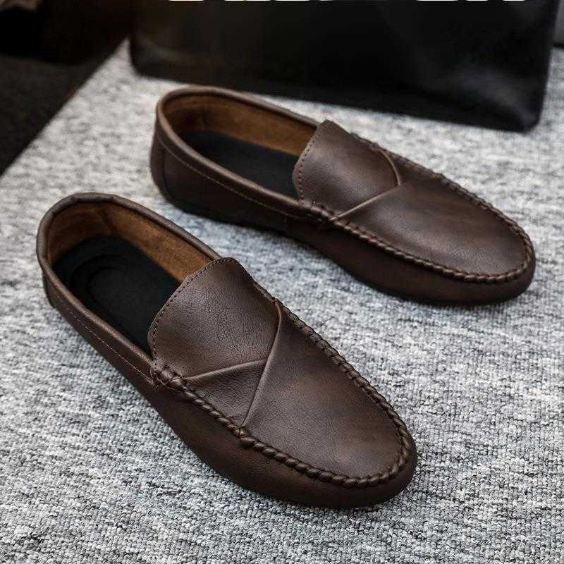 CMM Summer Mens Loafers Mens Leather Shoes Casual Trend Korean Version British Shoes New Summer Soft Soled Lazy Shoes