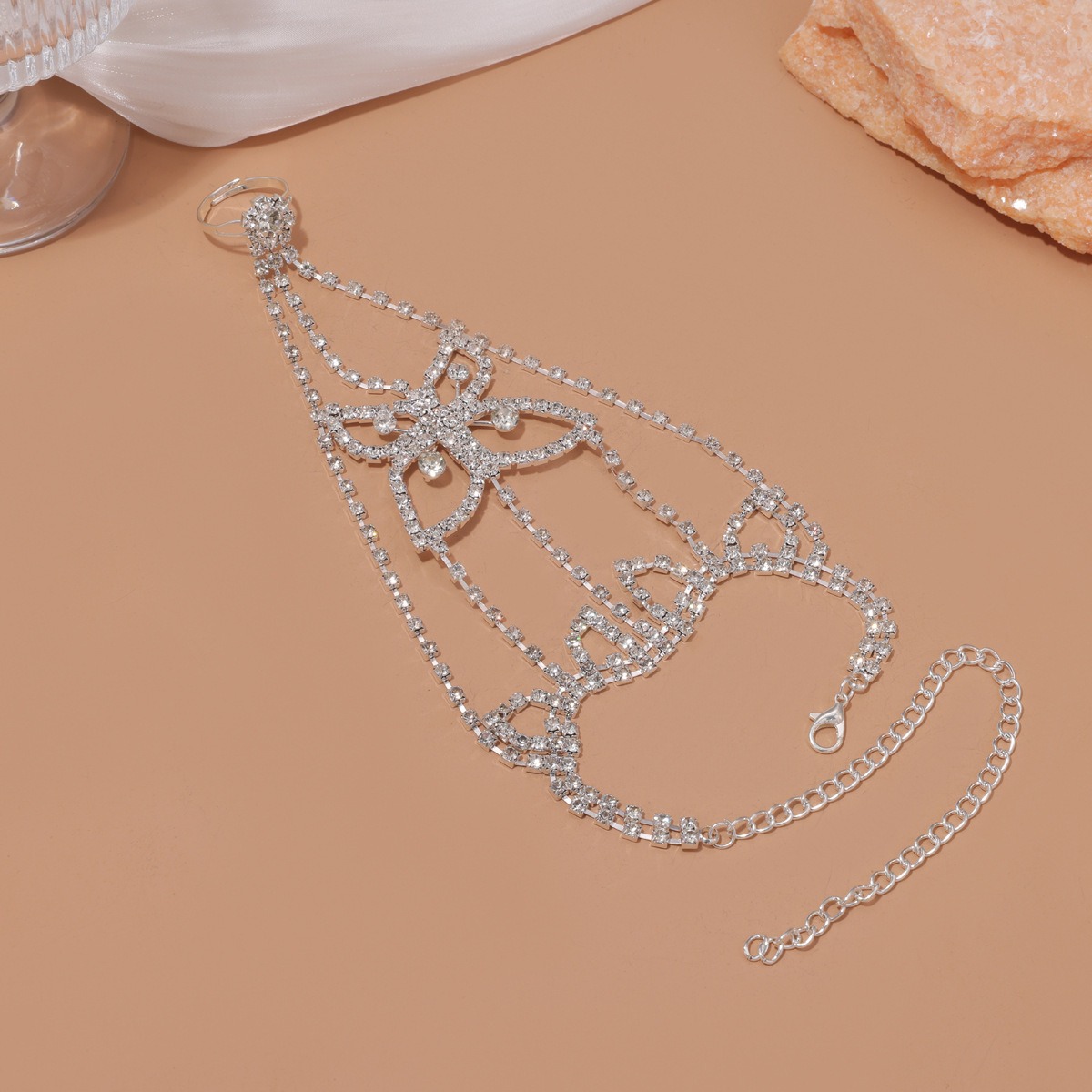 European and American Super Flash Fashion Full Diamond Butterfly Hand Back Chain Women's Ring Personalized Inlaid Diamond Premium Bracelet Jewelr