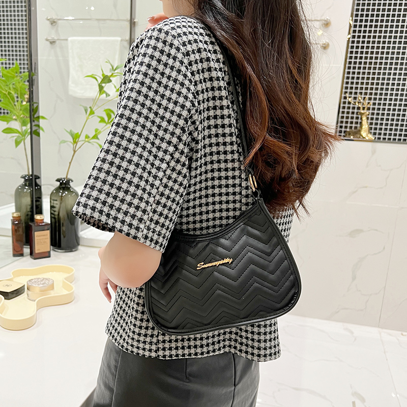 Women Soft Faux Ladies Crossbody Bag Underarm Bag Retro Handbag Fashion Design Girls Small Shoulder Bags