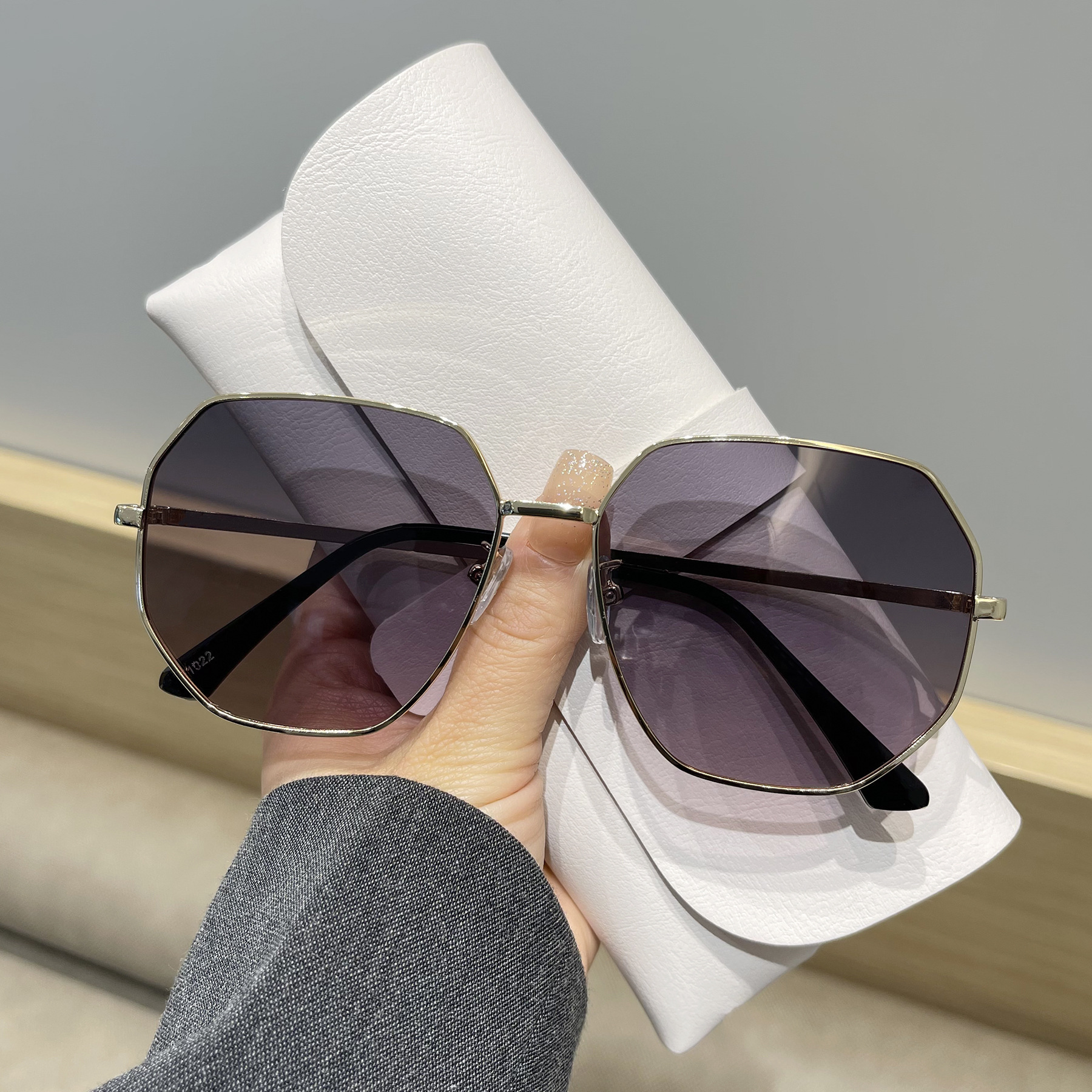 D0091 new high-end sunglasses, Polaroid lenses, women's eyeglass frames, men's metal sunglasses, European and American retro trendy fashiona