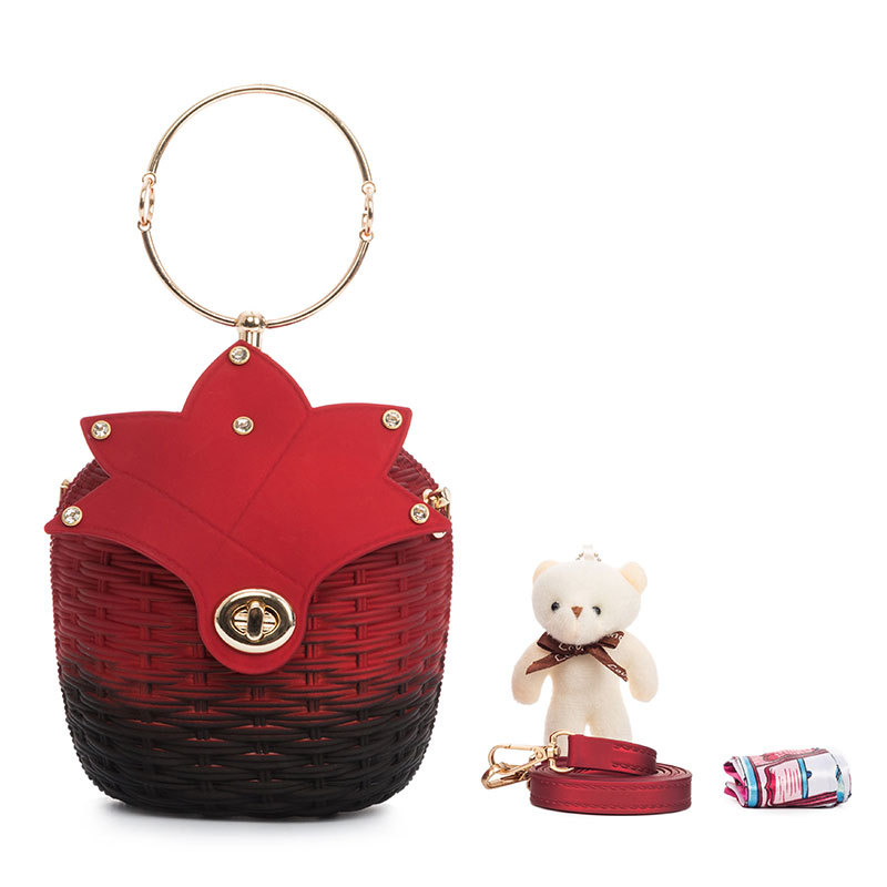 2021 Summer New Braided Women's Stiletto Bag Korean Version of The Matte One-shoulder Bag PVC Bump Bucket Bag