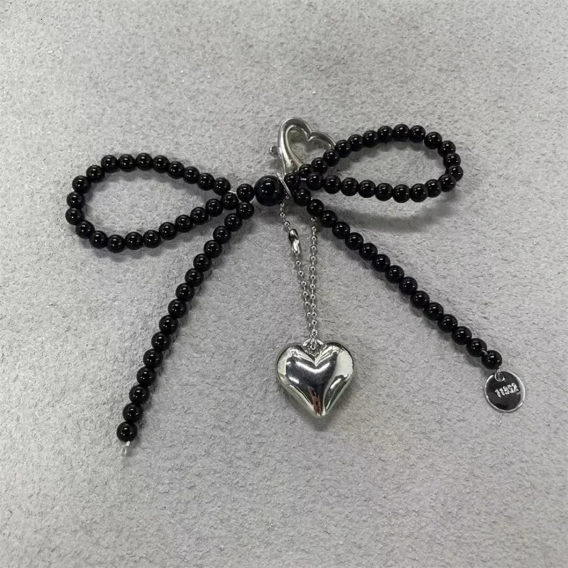 Butterfly Knot Pearl Keychain Butterfly Knot Heart shaped Phone Pendant Simulated Pearl Bag Keychain Birthday Party Gift Jewelry Accessories 241107