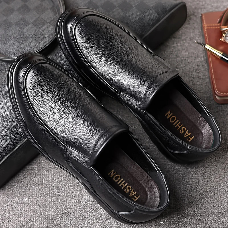 Handmade Genuine Leather Shoes for men Casual Soft Rubber Loafers Business dress Shoes Casual Plus Velvet Spring Autumn 241106