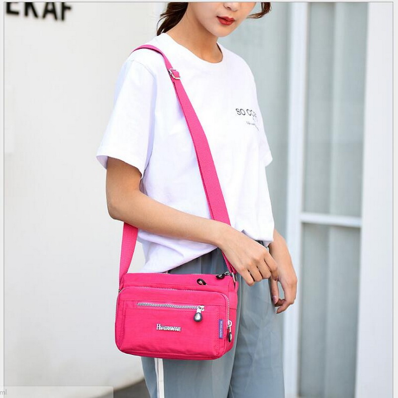 Good Qualtiy WoMen versatile waterproof nylon bag Casual WoMen Shoulder Crossbody Bags Womens Lightweight fashion Shoulder Bag