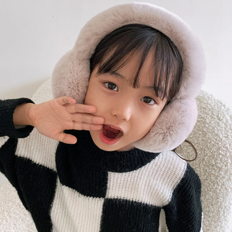 1 Real Fox Fur Soft Plush Earrings Winter Accessories Warm Earrings Children and Girls Fashion Earrings 241107