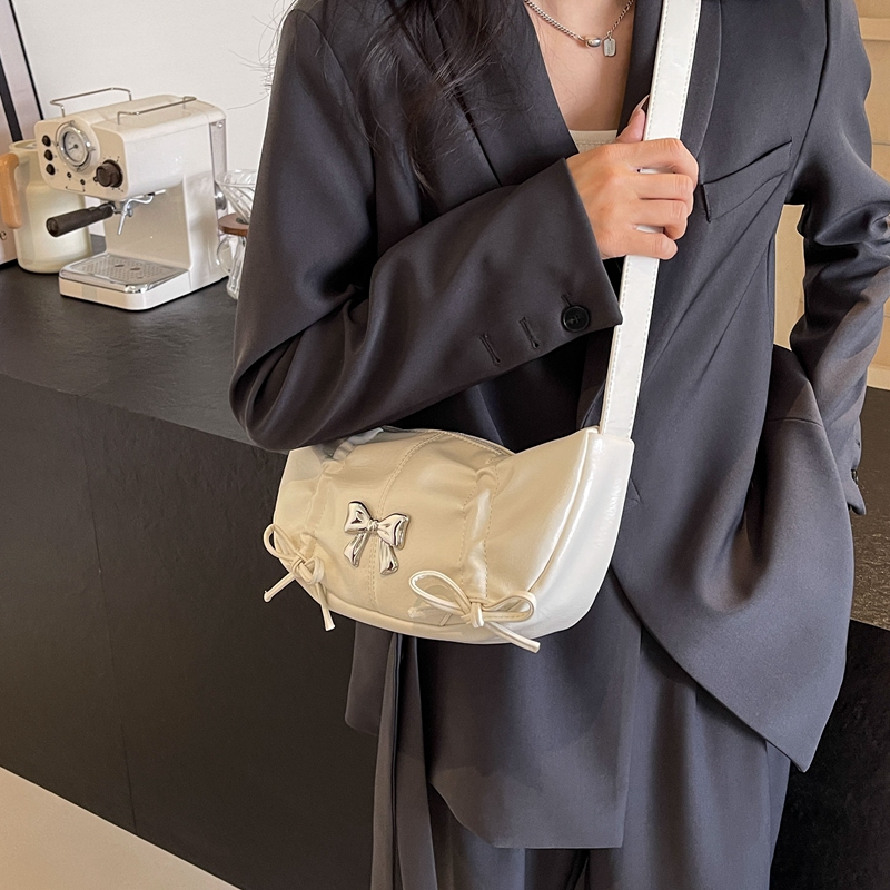 LEFTSIDE Bow Design Small Crossbody Bags for Women 2024 Korean Fashion Silver PU Leather Shoulder Bag Lady Handbags and Purses