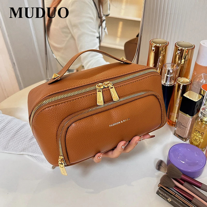 MUDUO Large Capacity Travel Makeup Bag Portable PU Makeup Bag Womens Waterproof Face Wash Bag Multi functional Student Makeup Bag 241106