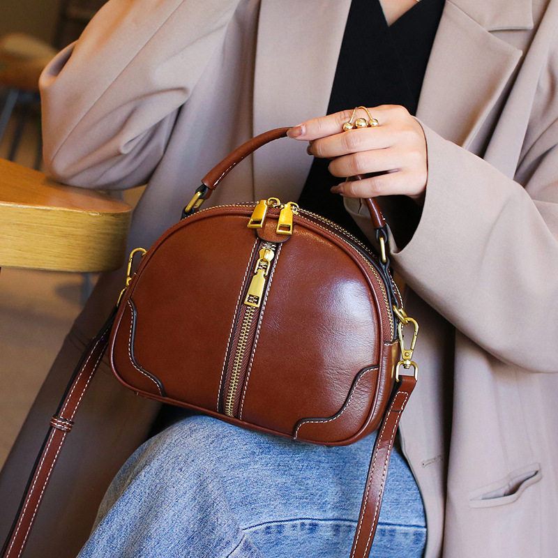2023 New Genuine Leather Women's Bag Crossbody Retro Small Popular Shoulder Handbag Lady Soft Cowhide Casual Designer Shell Bag