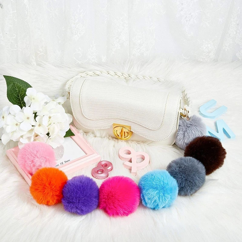 50 piece set of Pom keychains made of faux fur featuring split rings and keychains ed for pocket charm accessories 241107