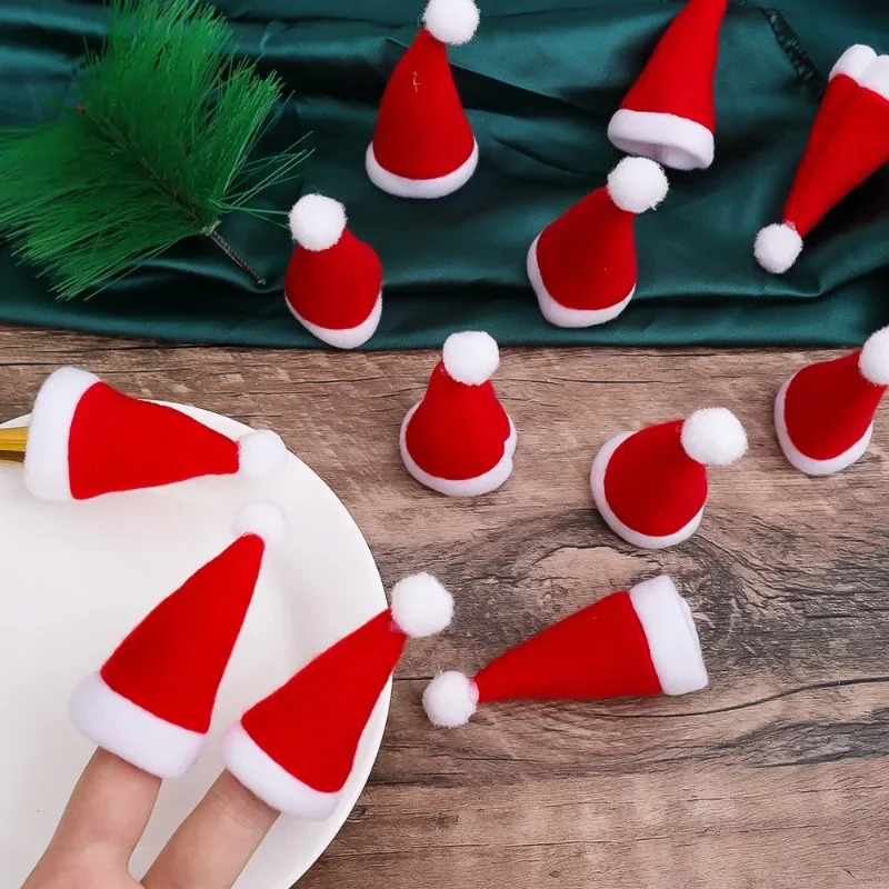 Mini wine bottle cap Santa Claus hat lollipop hat fork knife bag Christmas cutlery holder for home Christmas party decoration 241106