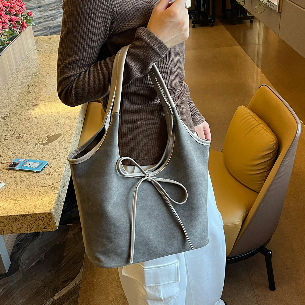 New Retro Suede Handbag For Women High-quality Large Capacity Shoulder Bag, Women's Split Leather Underarm Handbag