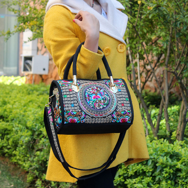 Veowalk Bohemian Women Floral Embroidered Canvas Handbag Vintage Ladies Casual Ethic Boho Shopping Zipper Shoulder Travel Bag