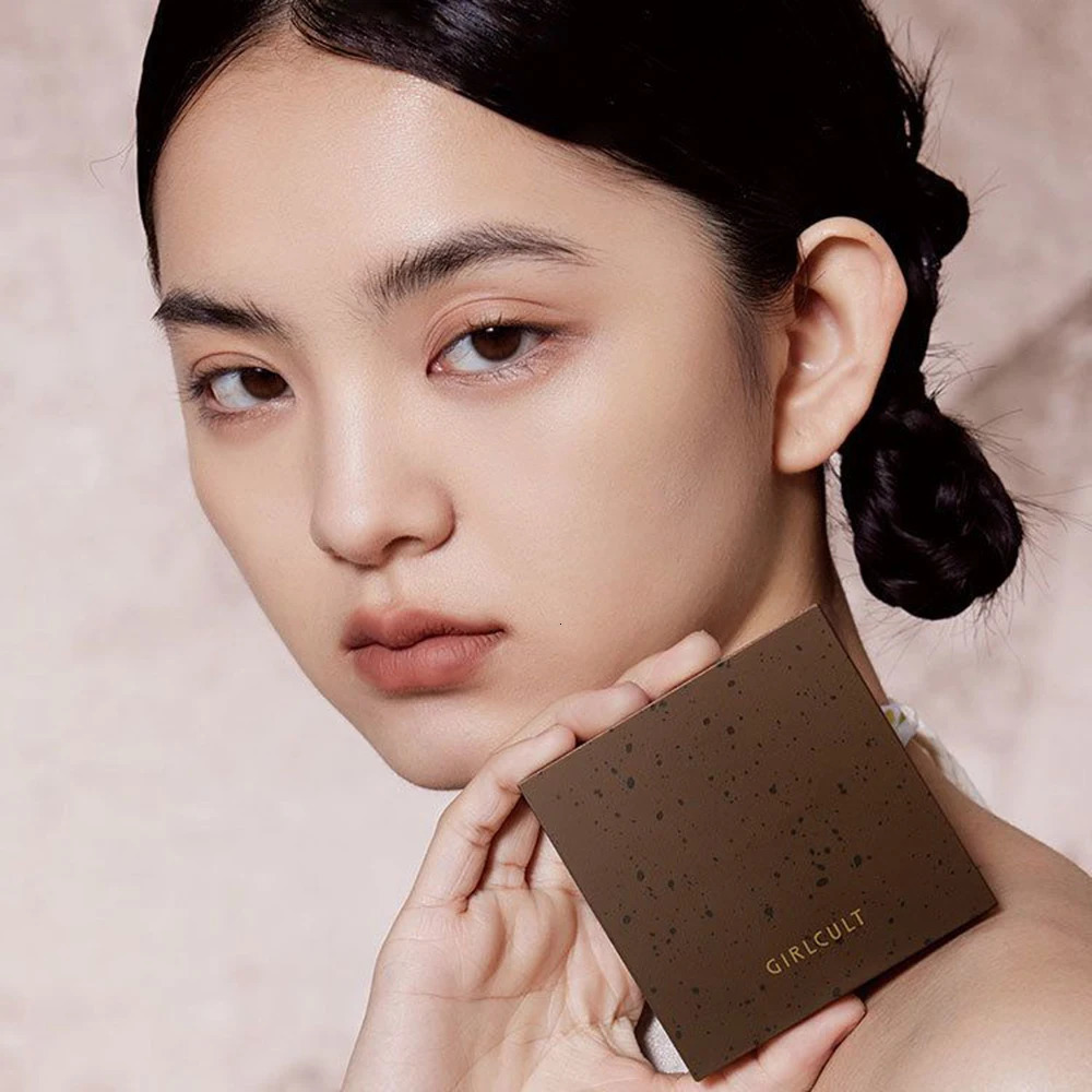 Girls two-color foundation make-up oil to control no Kaki lasting wet and dry use of powder 241107