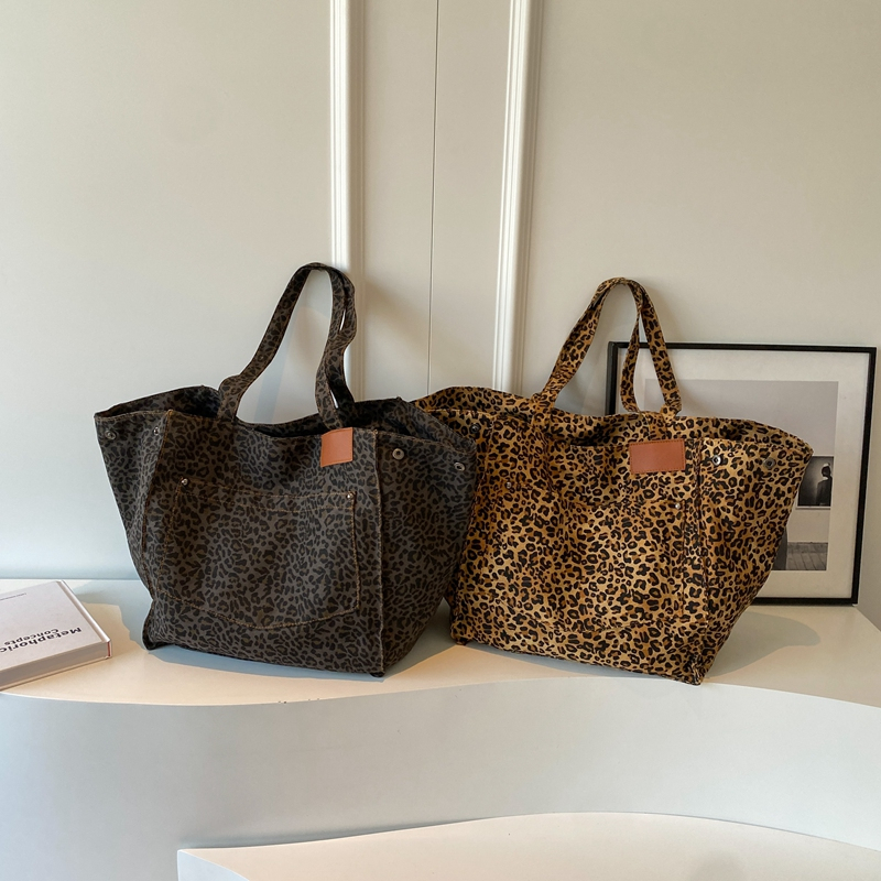 LEFTSIDE Leopard Design 2023 Korean Fashion Shopper Big Shopping Bags for Women Handbag Lady Shoulder Bag Large Capacity Bag