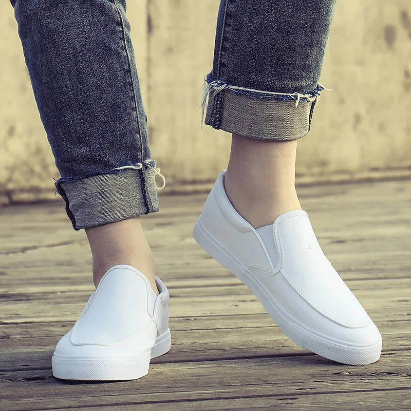 Spring Summer White Shoes Men Loafers Flat Casual Male Footwear Cool Young Man Street Style Slip-on 241106