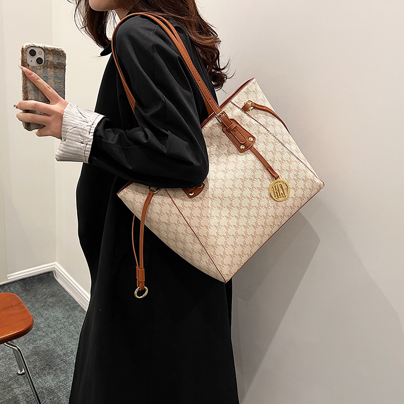 37*26*14cm Luxury Women's Shoulder Bags Designer Crossbody Shoulder Purses Handbag Women Clutch Travel tote Bag