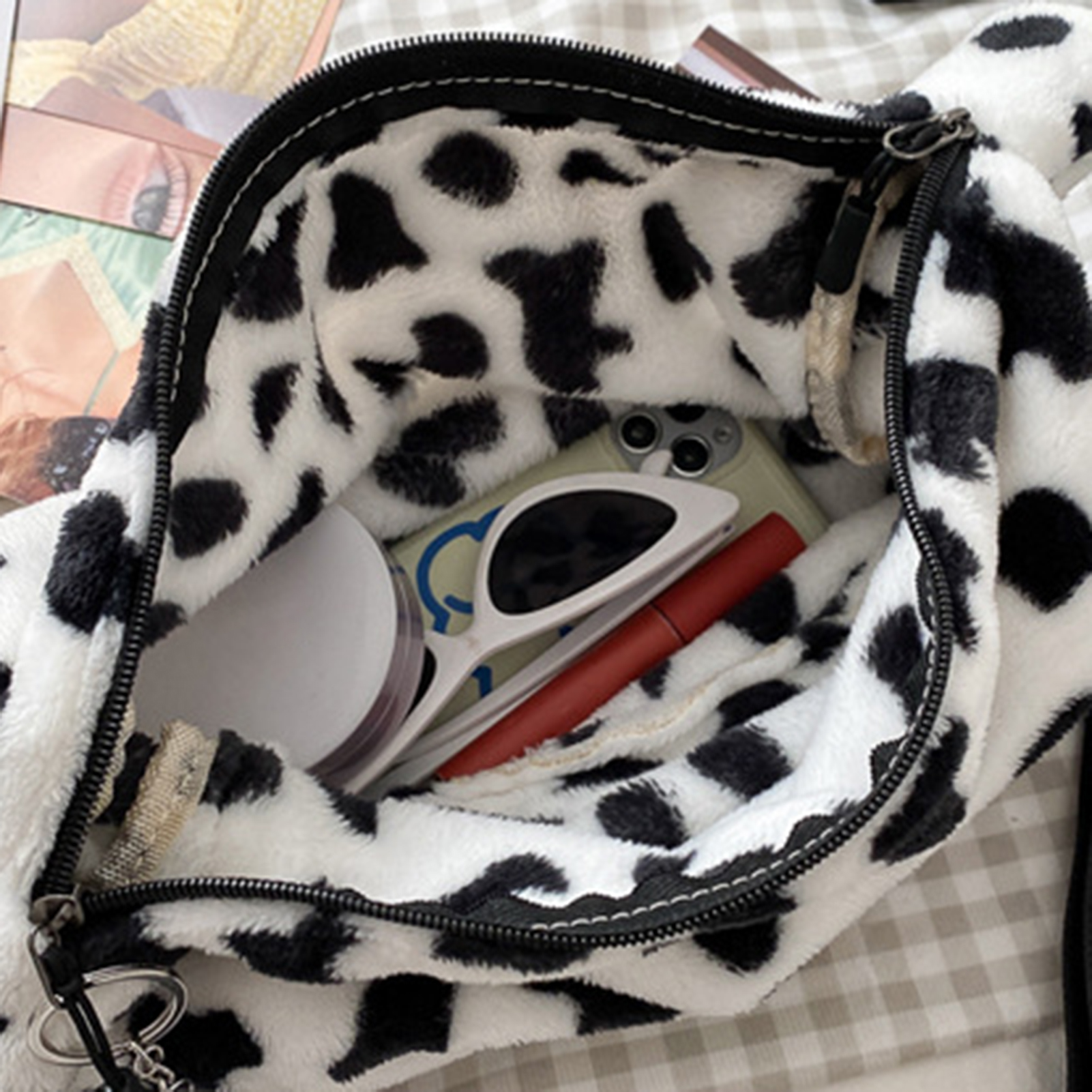 Lady Women Chic Cow Pattern Shoulde Bag Large Capacity Plush Zipper Crossbody Pouch Handbag